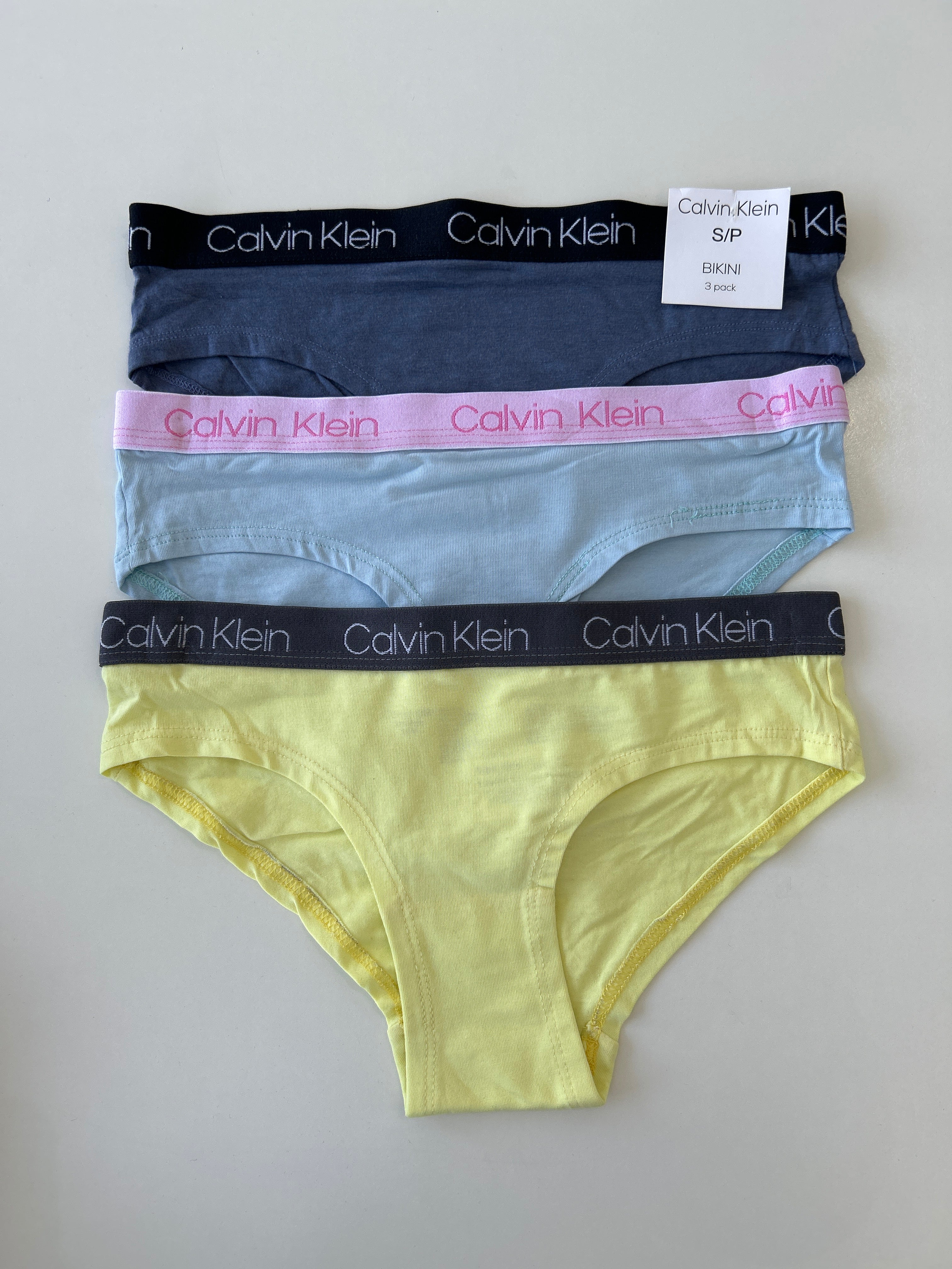 S Calvin Klein 3-Pack Bikini Panty