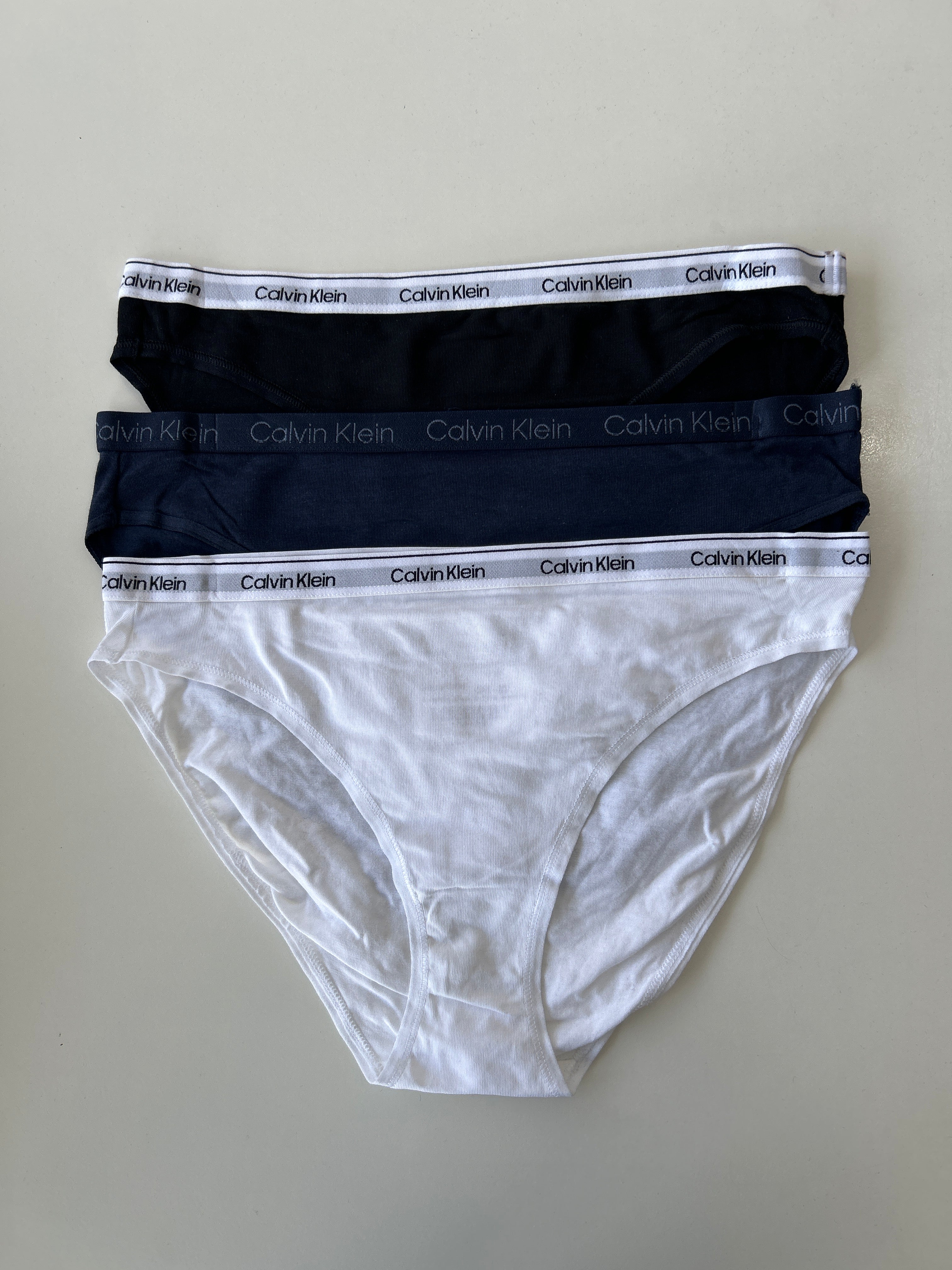 S Calvin Klein 3-Pack Bikini Panty