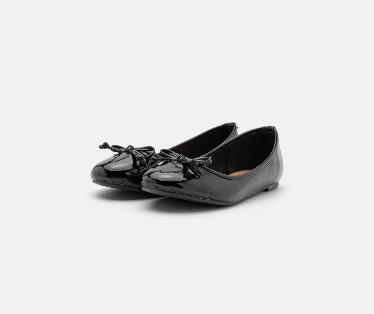 BIANCO Biaceline Ballerina Toecap Patent  11250909 Black